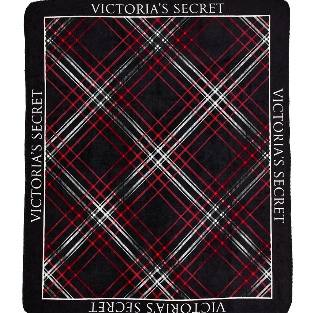Victoria’s Secret Blanket HOLIDAY 2025 - RED/BLACK PLAID - NEW Soft Sherpa